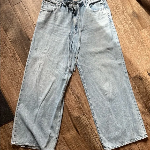 Madewell the ultimate wide leg jean in airy denim 31 - Picture 3 of 6